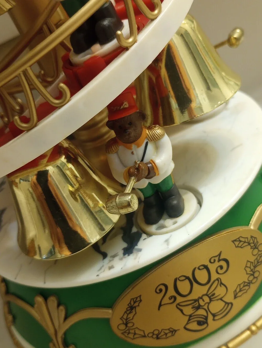 Avon 2003 Spiral Staircase With Bears/Bells - Display Piece Only Does Not Chime